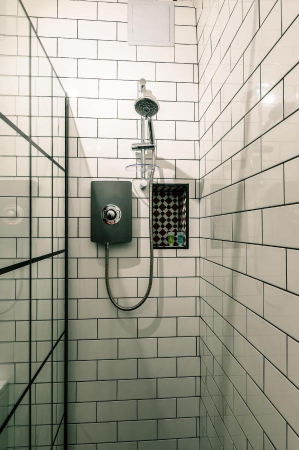 Writer'S Apartment Единбург Екстериор снимка